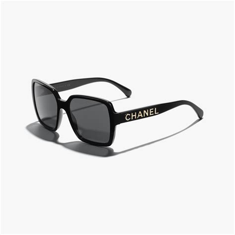 lunette carrée chanel|Liste des lunettes de soleil Chanel Lunettes Carrées par référence.